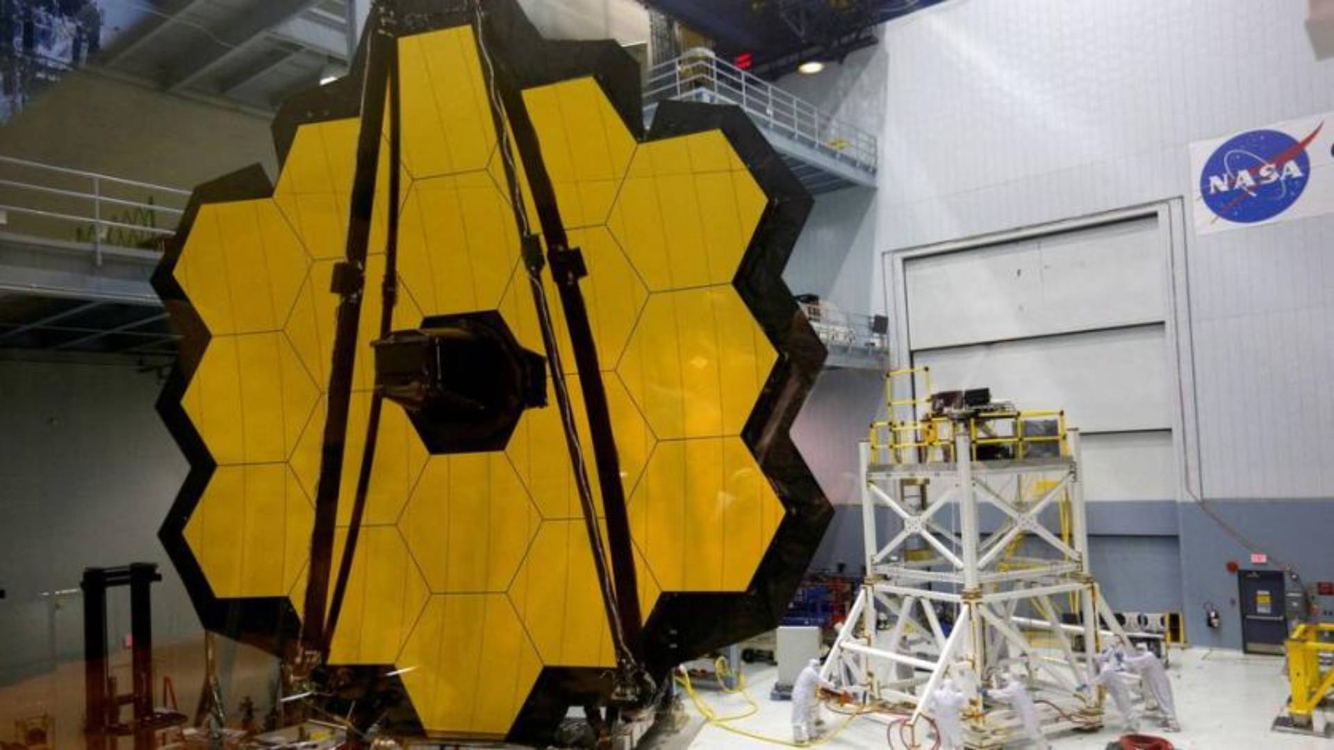  The James Webb Space Telescope Mirror is seen during a media unveiling at NASA’s Goddard Space Flight Center at Greenbelt, Maryland November 2, 2016. (Reuters)